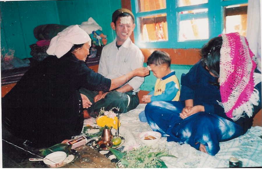 dashain_tika.jpg